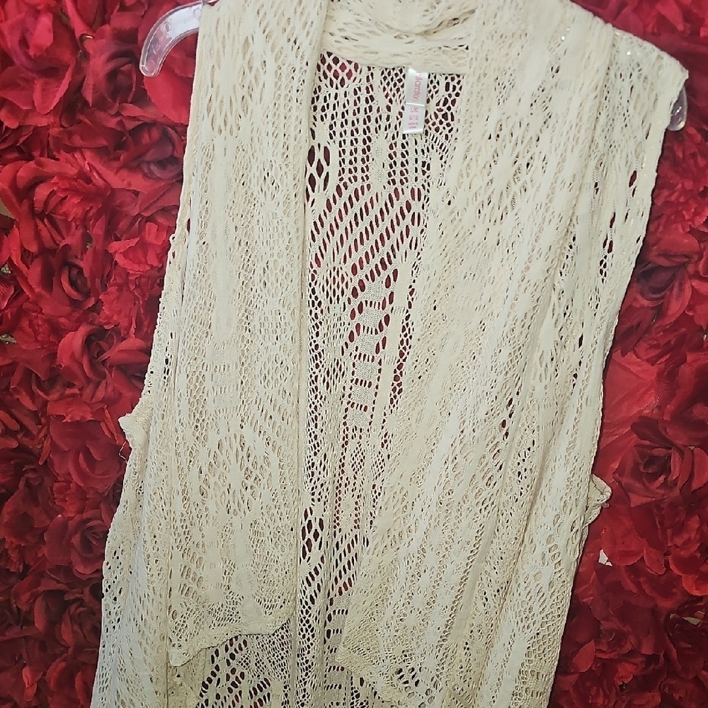 Xhilaration Girls Cream Lace Sleeveless Asymmetrical Cardigan Size L/XL Like New